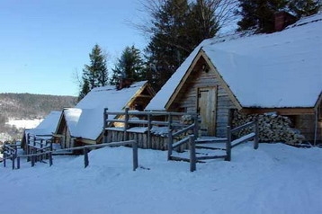 Poola Bungalov Ustrzyki Dolne, Eksterjöör